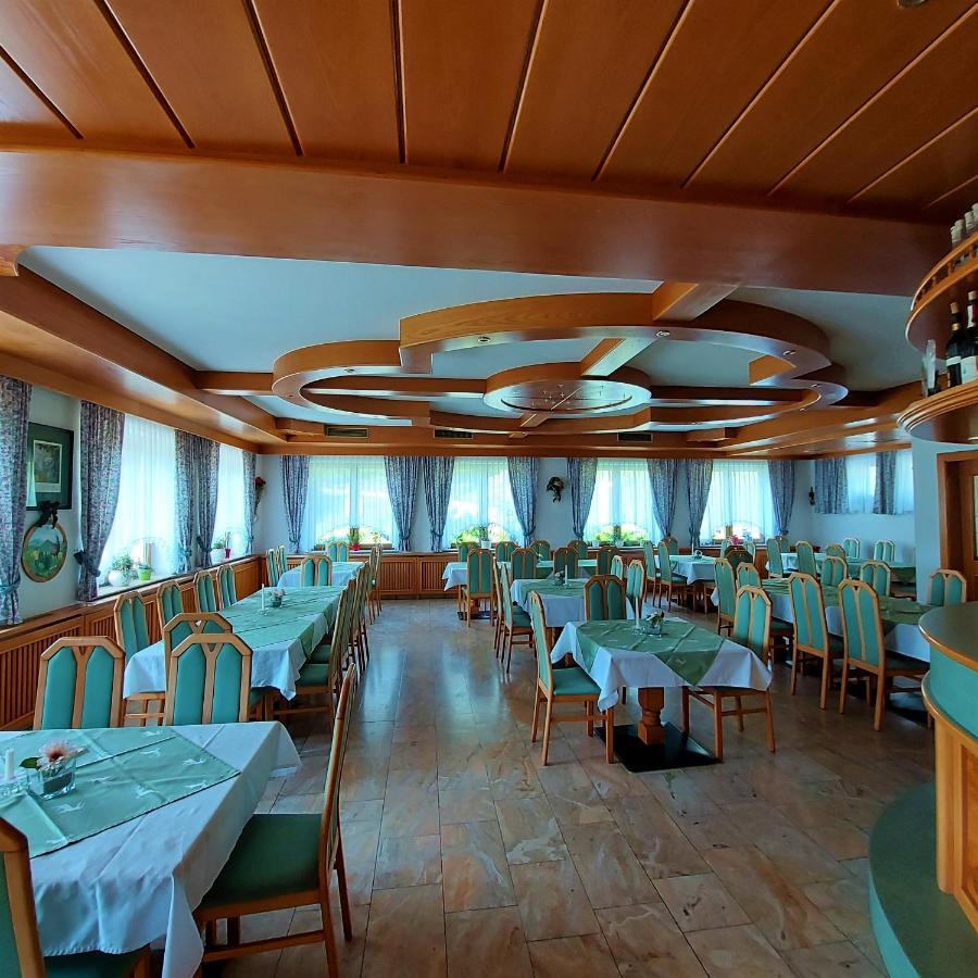 Landgasthof Hasbauer Klein Sankt Paul 外观 照片