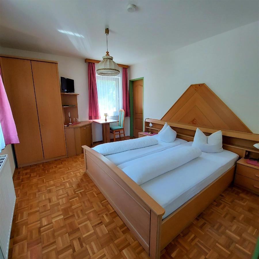 Landgasthof Hasbauer Klein Sankt Paul 外观 照片